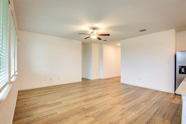 Building Photo - 532 Ranchito Pass