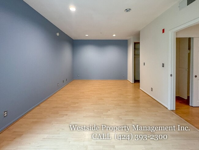 Building Photo - 3460 S Centinela Ave