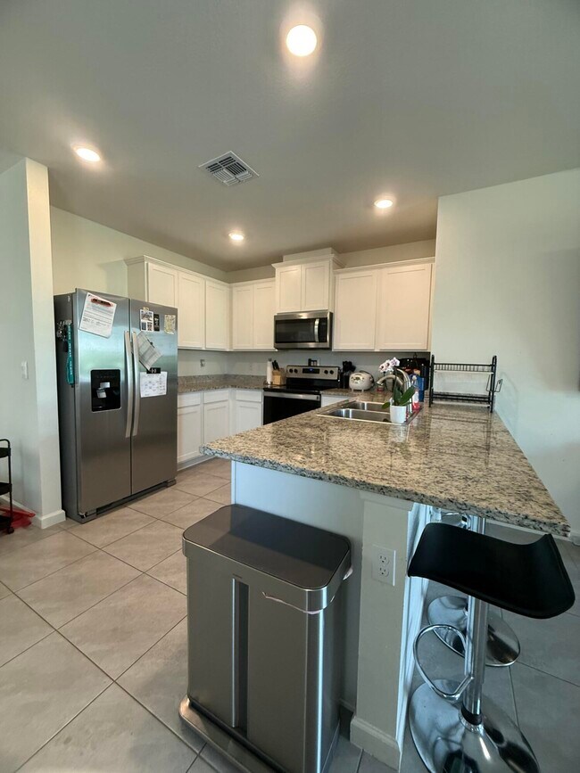 Building Photo - 12251 Nettuno Wy