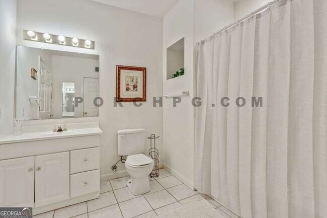 Building Photo - 3210 Kittiwake Cir