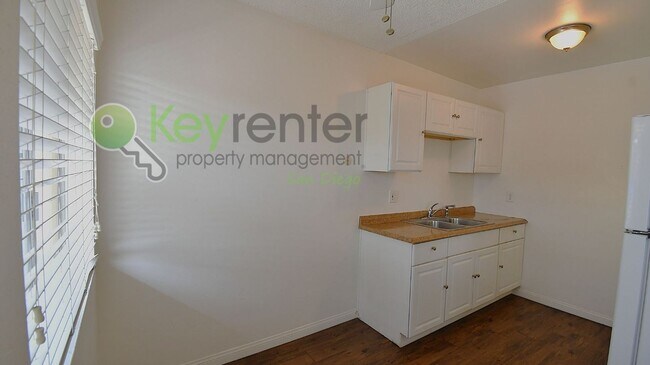 Building Photo - Normal Heights Condo| Walkable To Adams Ave |