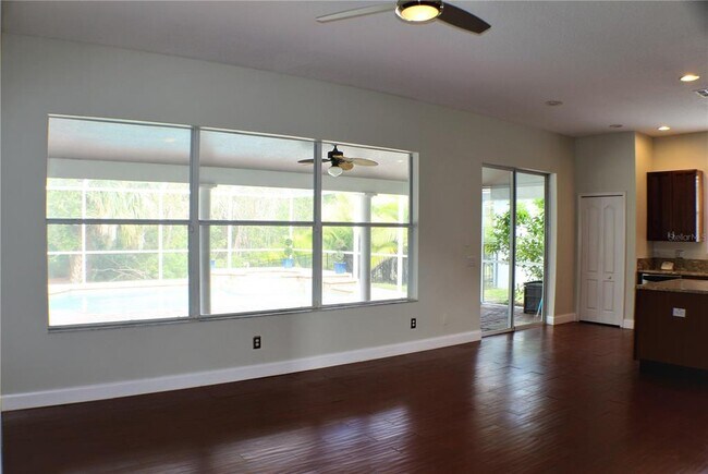 Building Photo - 11609 Greensleeve Ave