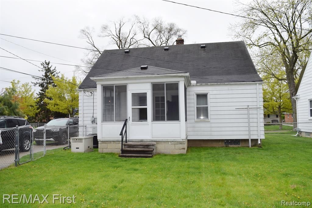 Building Photo - 2666 Catalpa Dr