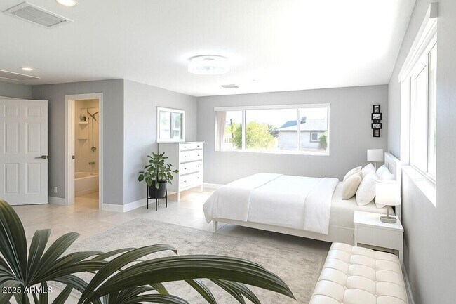 Building Photo - 2848 E Turquoise Dr