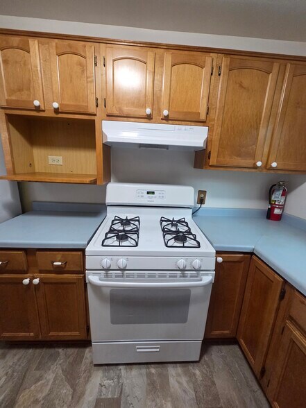 Building Photo - 2412 E Ohio Ave