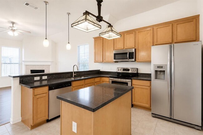 Building Photo - 1180 Arbor Knot Dr