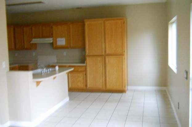 Building Photo - 650 Laxford Rd
