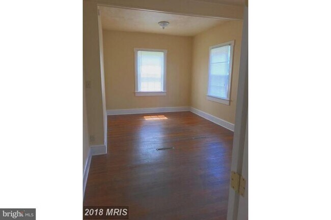 Building Photo - 1612 Caroline St