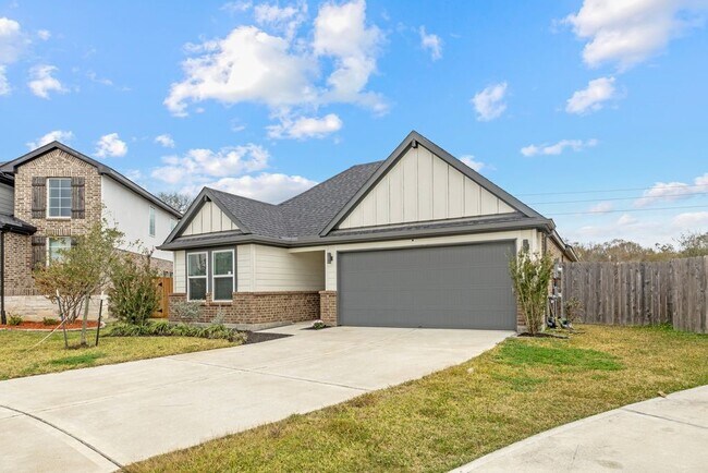 Building Photo - 4903 Pne Hvn Ln