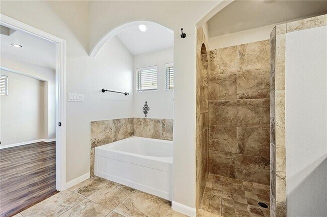 Building Photo - 119 Legends of Hutto Tr