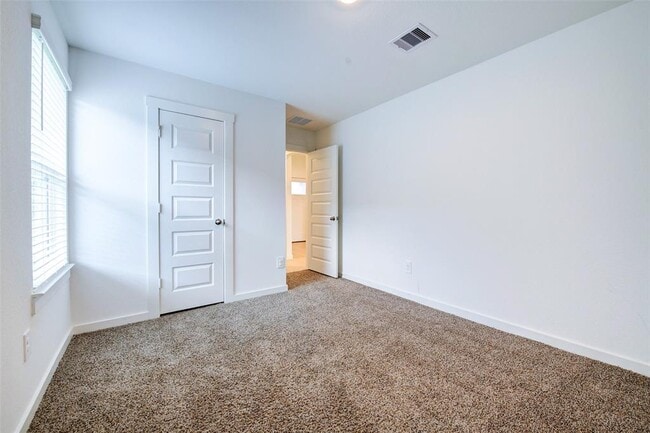 Building Photo - 2920 Willow Gulch Wy