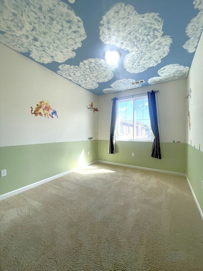 Building Photo - 22774 Amador St