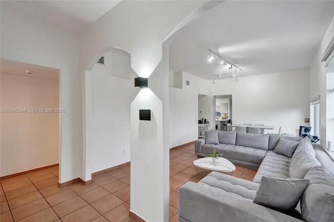 Building Photo - 898 NW 131st Ave