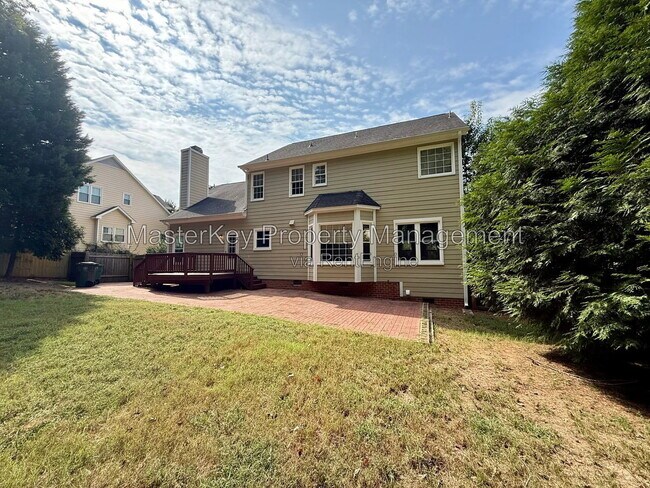 Building Photo - 701 Cricketfield Ln