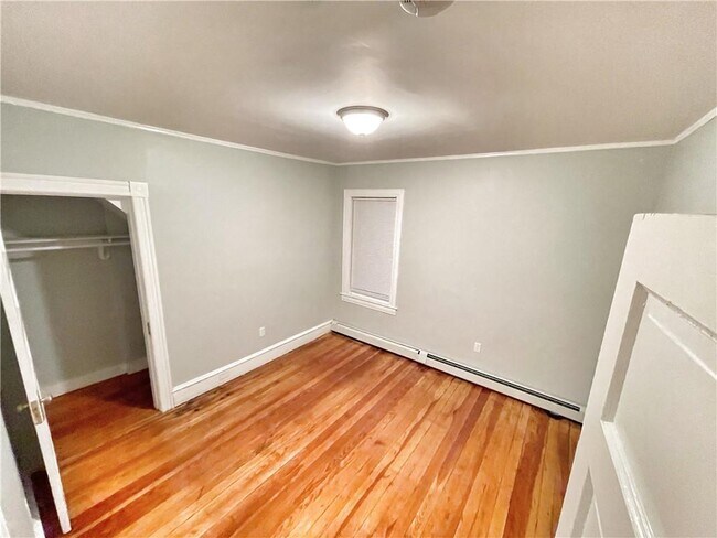 Building Photo - 9 Samoset Ave