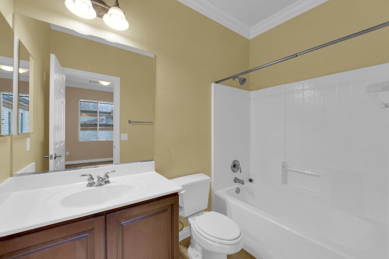 Building Photo - 10057 Portula Valley St