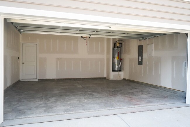 Building Photo - Available Soon!