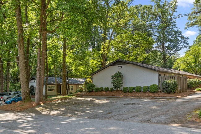 Building Photo - Springdale Apartments