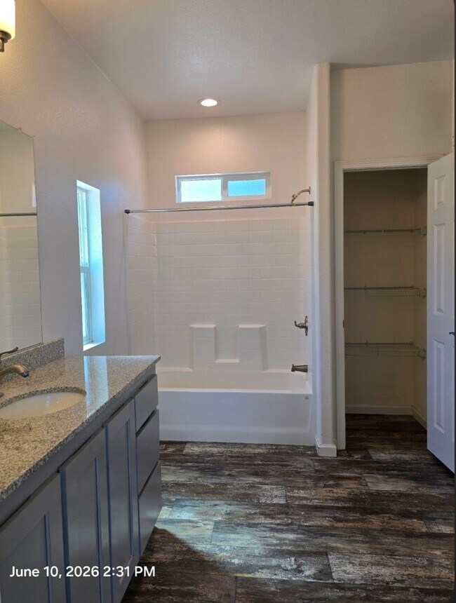 Building Photo - 3 bedroom 2 bath home in the country includes water electric and sewer