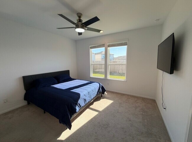 Building Photo - 23415 Wagon Cart Rd