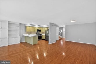 Building Photo - 74 Castleton Rd