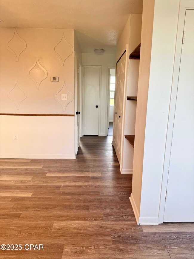 Building Photo - 506 N 11th St