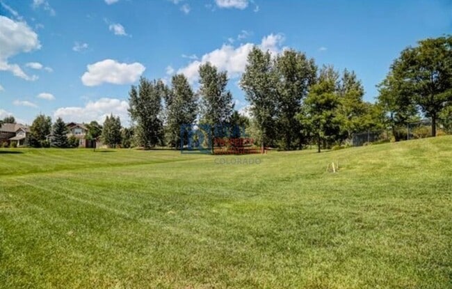 Building Photo - 14000 Winding River Ct