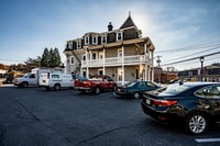 Building Photo - 400 Bridge St