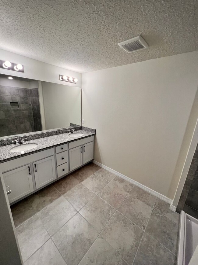 Building Photo - Move In ASAP!! - Brand New 3 bedroom 2.5 b...