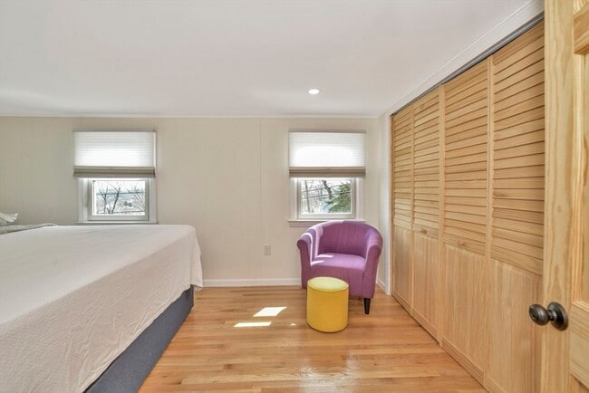 Building Photo - 38 Grassmere Rd