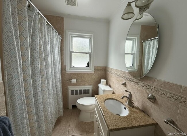 Building Photo - 525 E Olive St