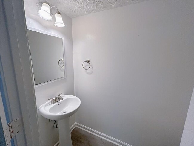 Building Photo - 4222 High Park Ln