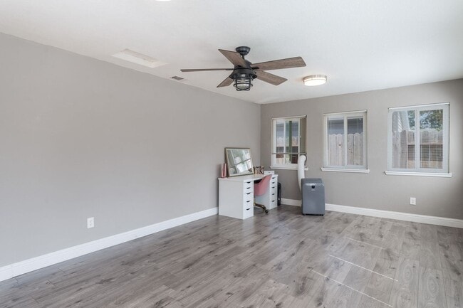Building Photo - 10222 Sunol Way