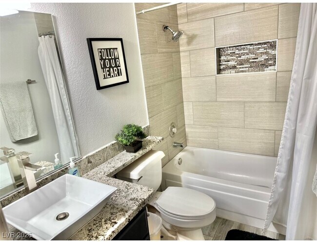 Building Photo - 2700 Lodestone Dr