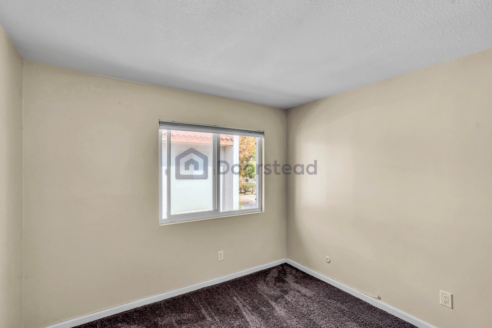 Building Photo - 2521 W Sunflower Ave