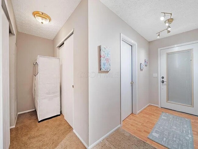 Building Photo - 8283 Tegmen St
