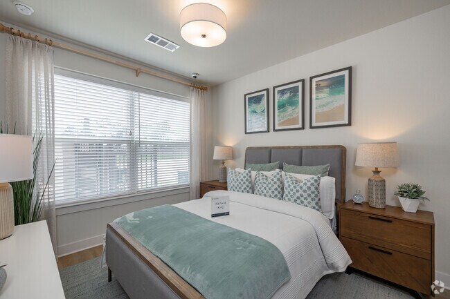 Building Photo - Incredible Savings: Up to 2 Months Rent-Free