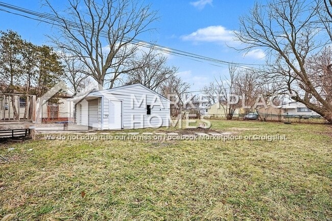 Building Photo - 13050 Couwlier Ave