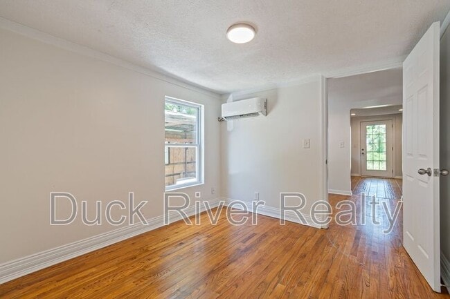 Building Photo - 210 Westover Dr