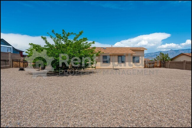 Building Photo - !!!PRICE INPROVMENT JUST IN TIME FOR SCHOO...