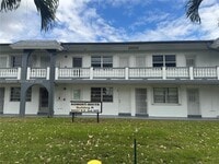 Building Photo - 20337 NE 2nd Ave