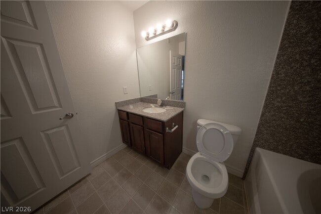 Building Photo - 2606 S Durango Dr