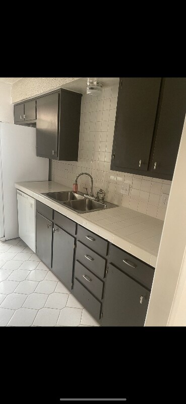 Building Photo - 1334 Tanglewood Ln