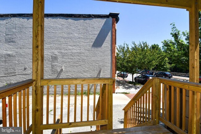 Building Photo - The Jefferson Apartment