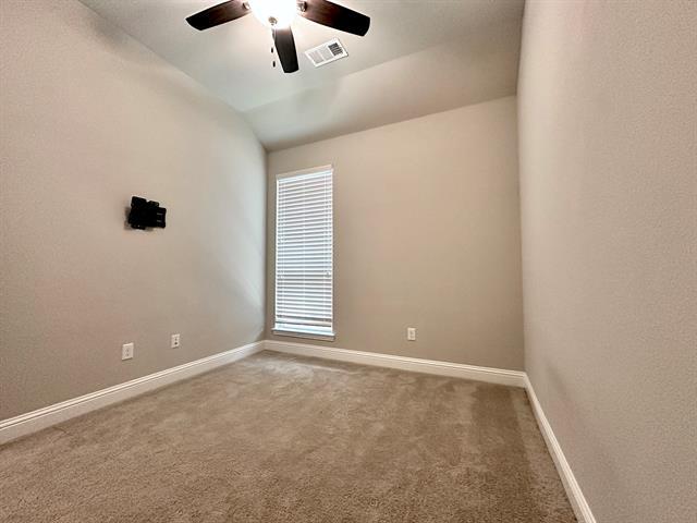 Building Photo - 4316 Querida Ave