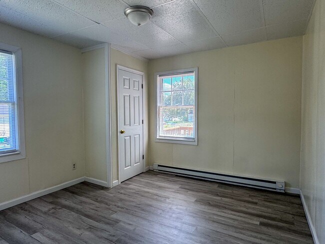 Building Photo - 2300 Danville St