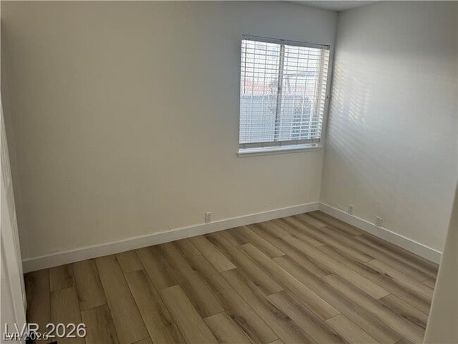 Building Photo - 119 E Van Wagenen St