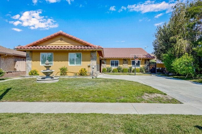 Primary Photo - Fully Remodeled 4-Bedroom Single-Story ADU...