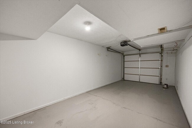 Building Photo - 15 Harrods Landing Dr