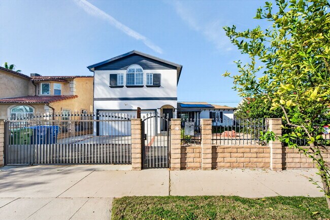 Building Photo - 6257 Bluebell Ave